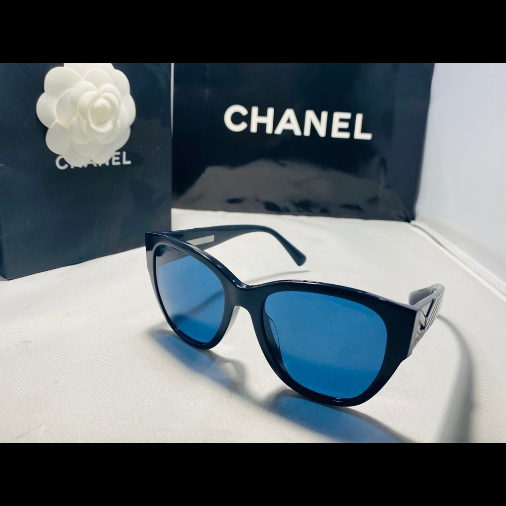 CHANEL Dark Blue Butterfly Sunglasses